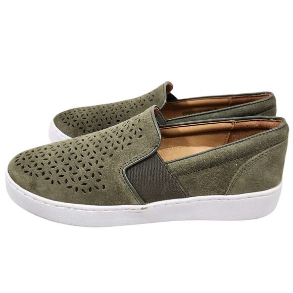 VIONIC WOMEN SLIP ON SNEAKER SHOE SAGE GREEN COMFORT CASUAL LOAFER WALKING SZ 6 - Picture 3 of 7